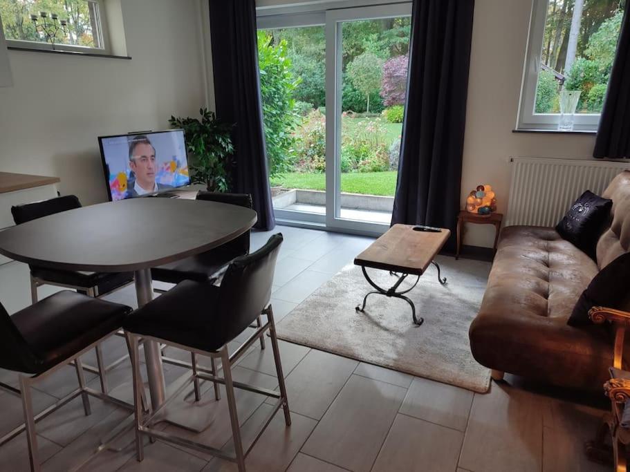 Appartement Dans Un Superbe Quartier Residentiel Namur Exterior foto